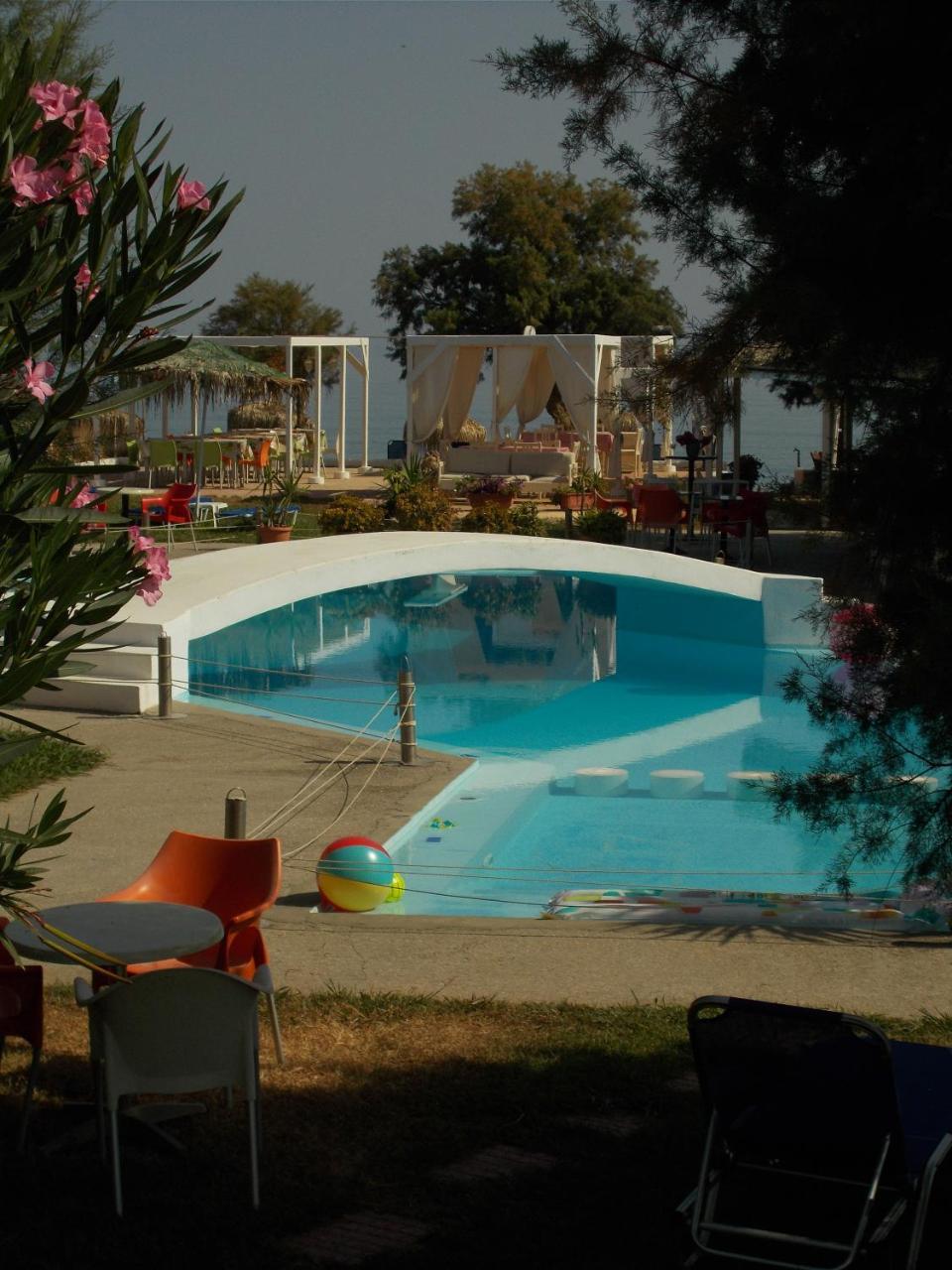 Hippokratis Apartments Gerani  Zewnętrze zdjęcie
